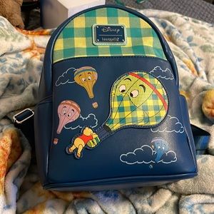 LOUNGEFLY backpack winne the Pooh